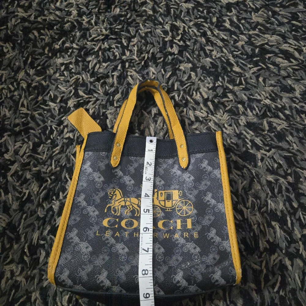 COACH Horse & Carriage Tote Bag Black/Yellow Leather Trim A1773-21586
